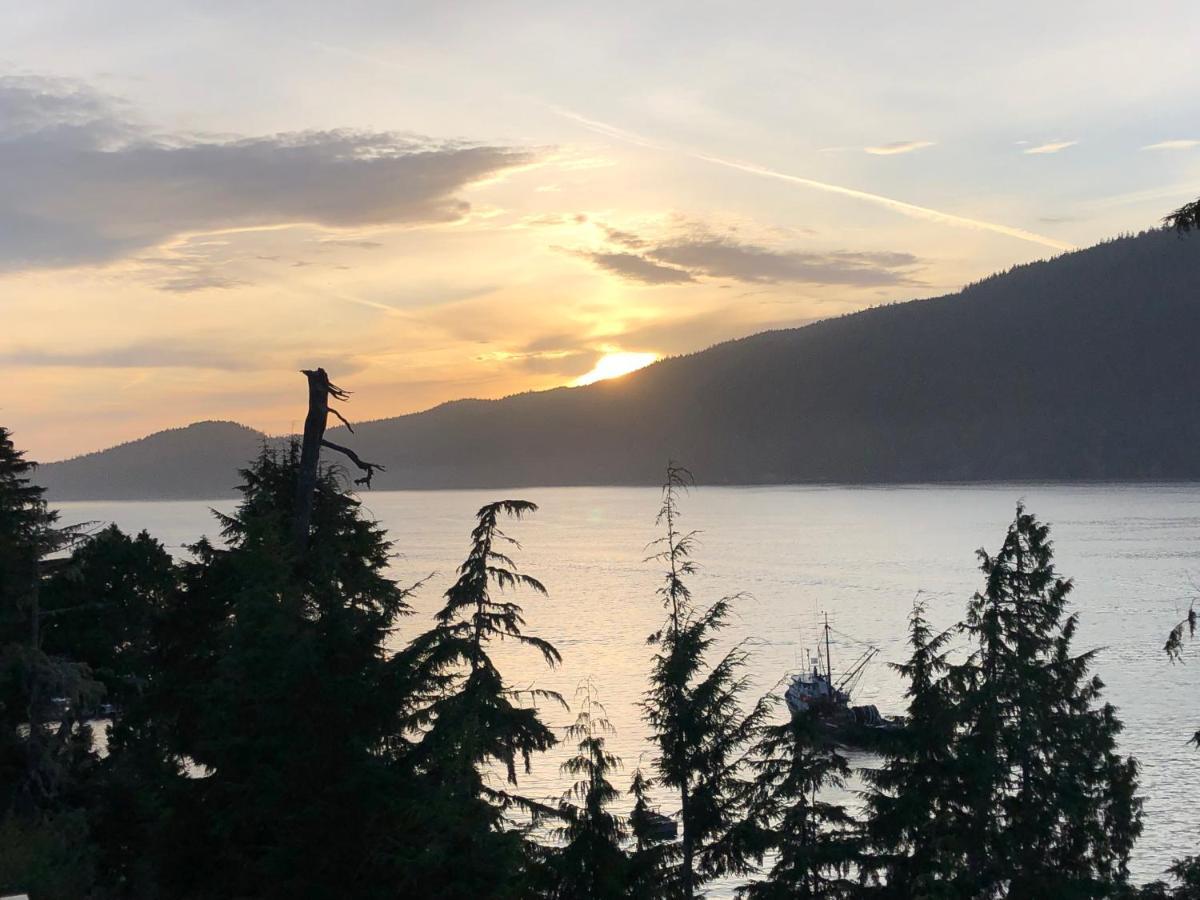 Port Renfrew Vacation Rentals Экстерьер фото