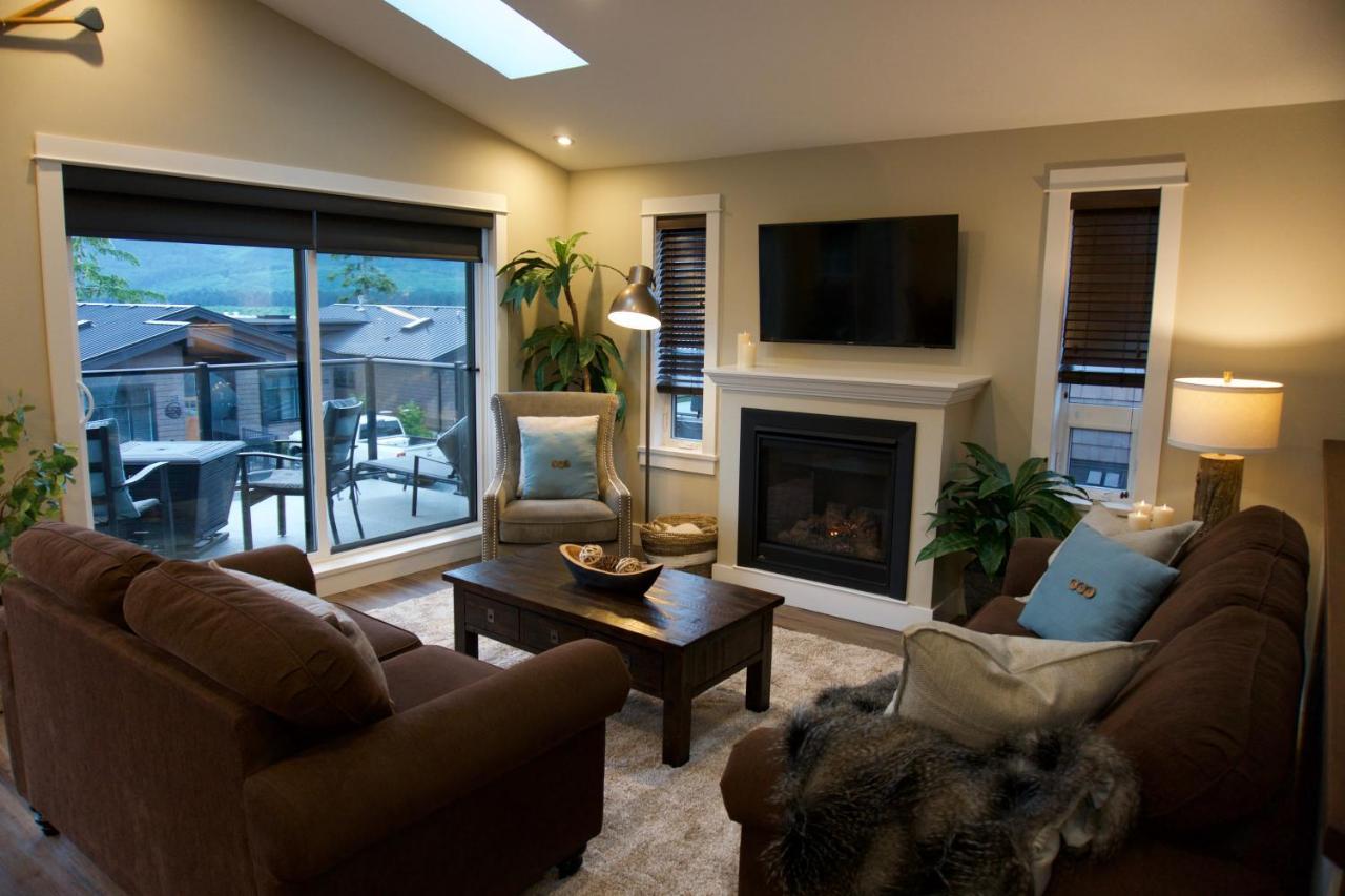Port Renfrew Vacation Rentals Экстерьер фото
