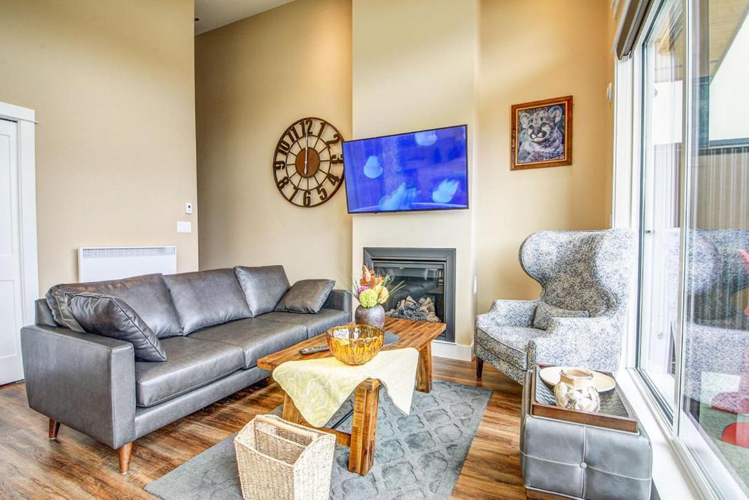 Port Renfrew Vacation Rentals Номер фото