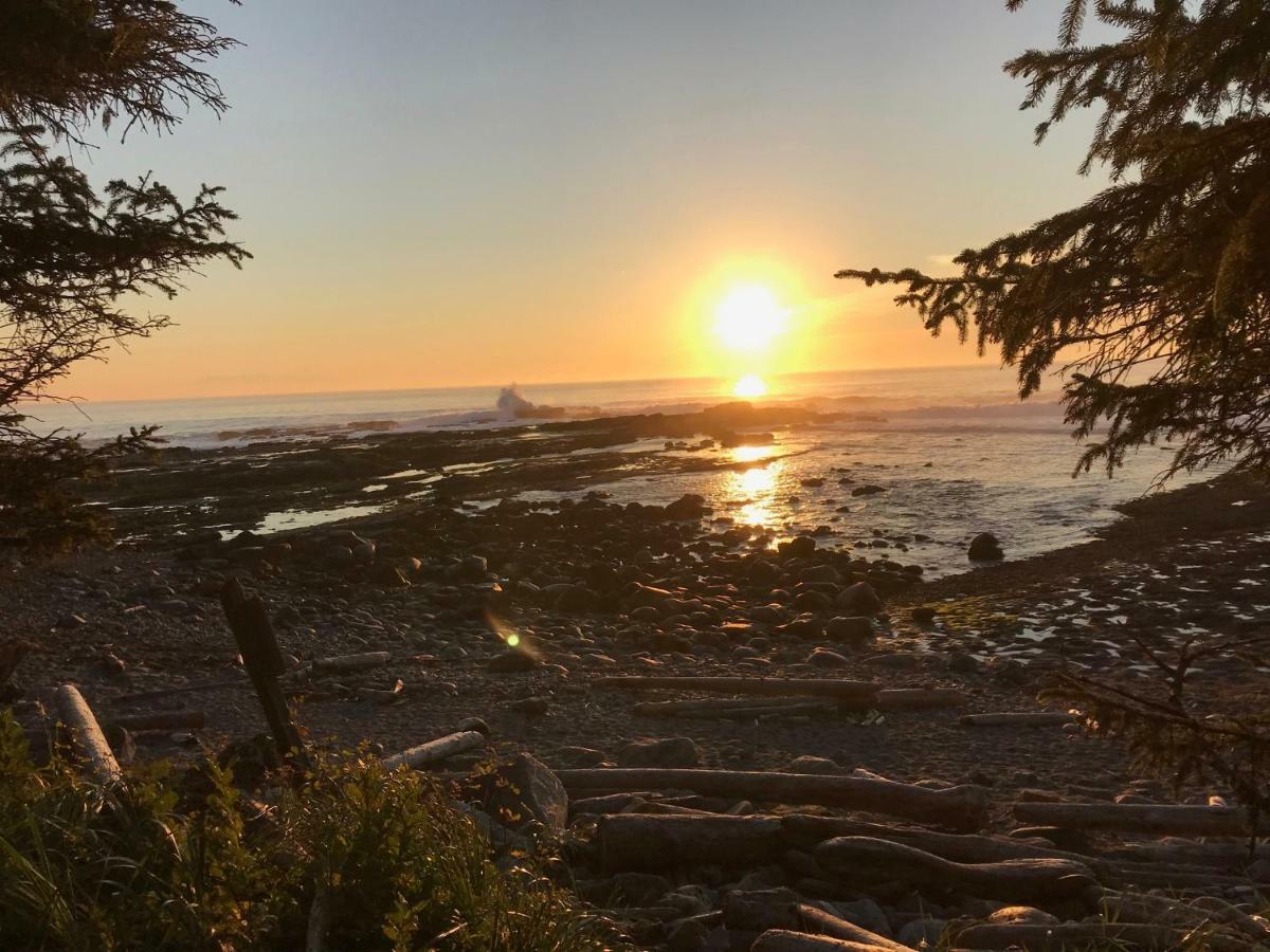 Port Renfrew Vacation Rentals Экстерьер фото